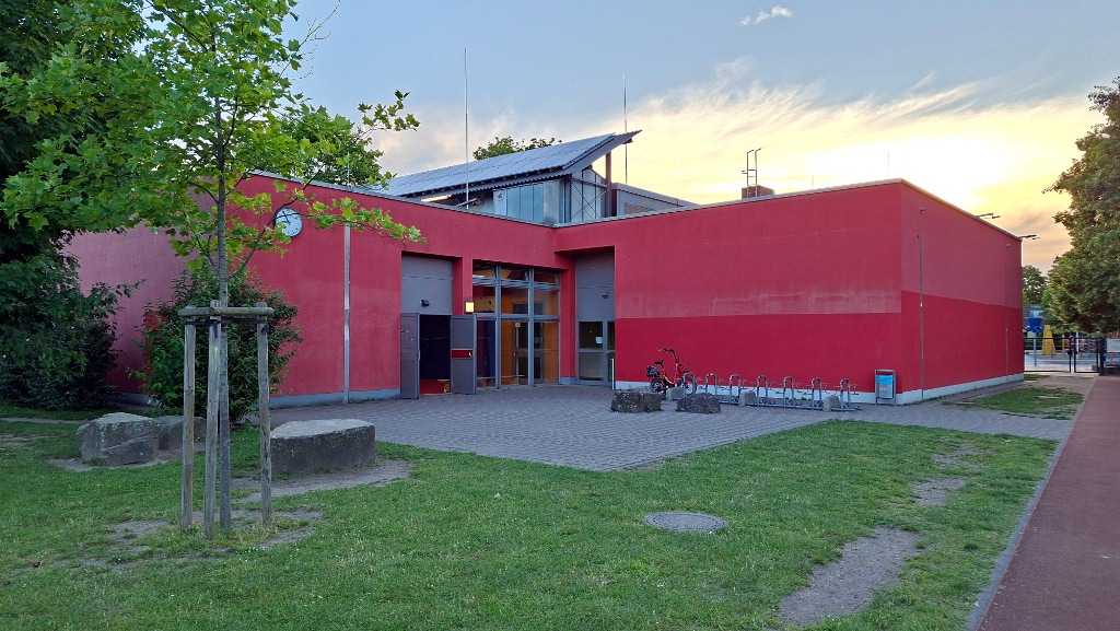 Hintereingang der Turnhalle